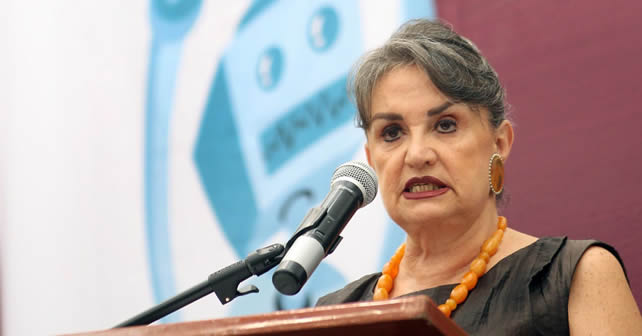 La directora del Instituto Politécnico Nacional, Yoloxóchitl Bustamante, encabezó la inauguración de la Primera Copa de Internacional de Robótica IPN México 2013 Foto NOTIMEX/José Pazos