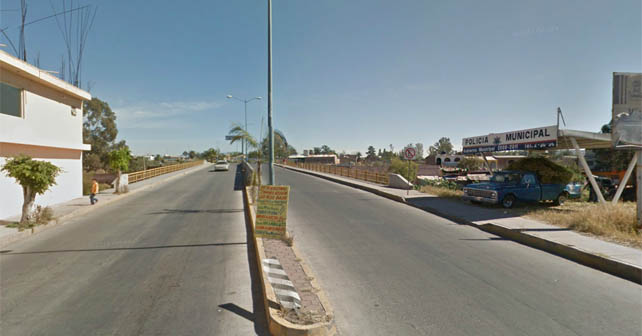 Puente que divide a Michoacán y Guanajuato; La Piedad con Santa Ana Pacueco