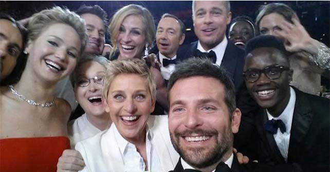 ellen-stars-selfie