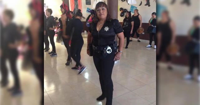 mujer_policia_disfraz