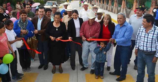 001 INAUGURACION DE CALLE DESTACAR FOTO