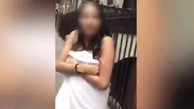 Mujer Infiel Es Desnudada Por Su Pareja En Las Calles De NY