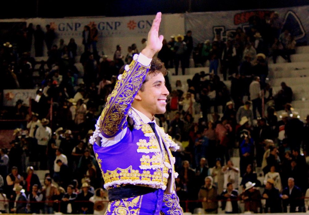 Notus Roca Valadez a hombros, José Mauricio en torero y Roca Rey cumplió