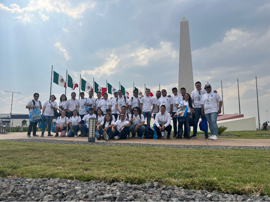 DICIS students learn about space science and technology at the Mexico Aerospace Expo