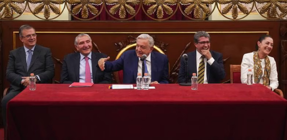 Amlo Se Reúne Con ‘corcholatas En Restaurante Del Centro Histórico 8315