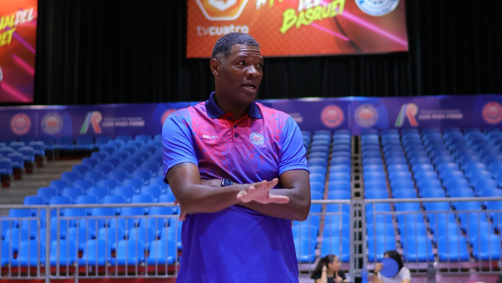 Walter McCarty: From University of Kentucky to NBA and now Coach of the Freseros de Irapuato