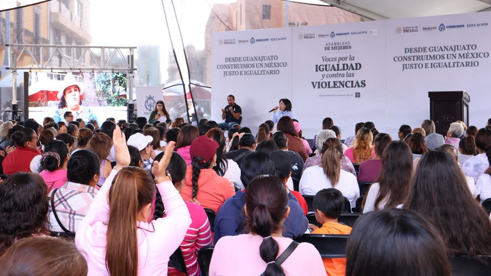 Más de 300 mujeres participan en Asamblea por la igualdad y contra las ...
